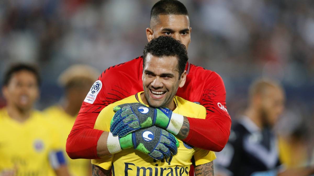 包含犹他爵士内部会议纪要流出：加时末段遗憾出局，法国杯使命明确，赛程密集仍需轮换的词条-欧博娱乐