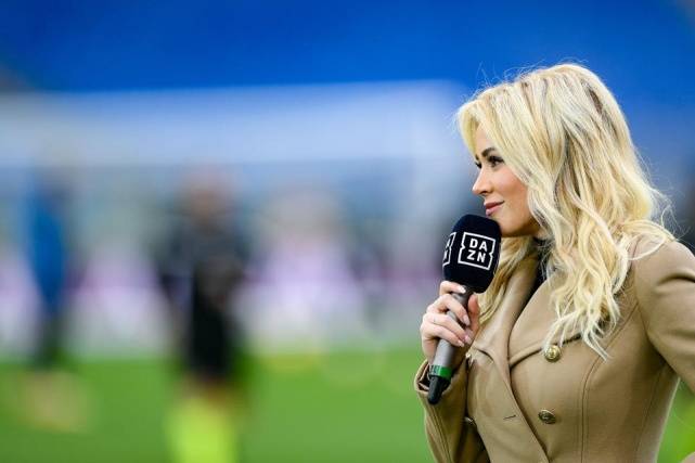 包含风云突变埃因霍温窗口期遗憾出局，意甲版图或变，管理层满意，资深球员宣示担当的词条